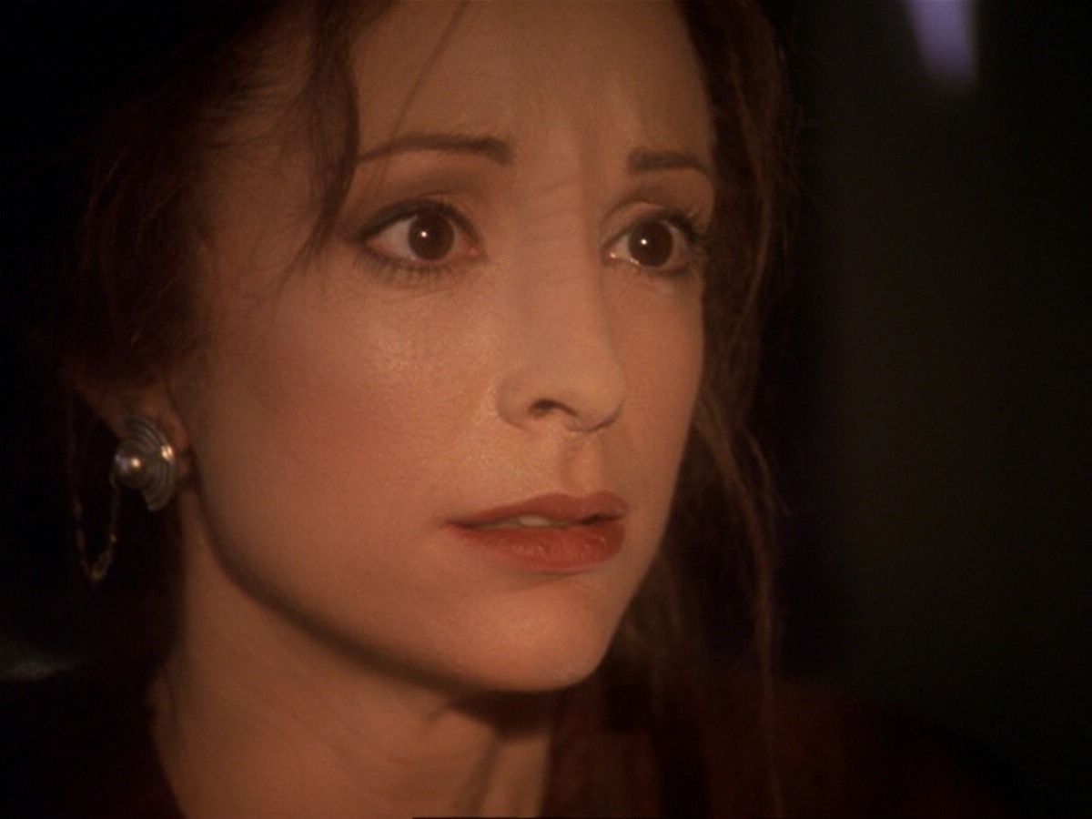 extant_StarTrek_DS9_6x17-WrongsDarkerThanDeathOrNight_2122.jpg