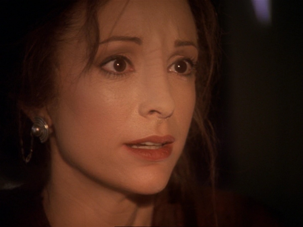 extant_StarTrek_DS9_6x17-WrongsDarkerThanDeathOrNight_2124.jpg