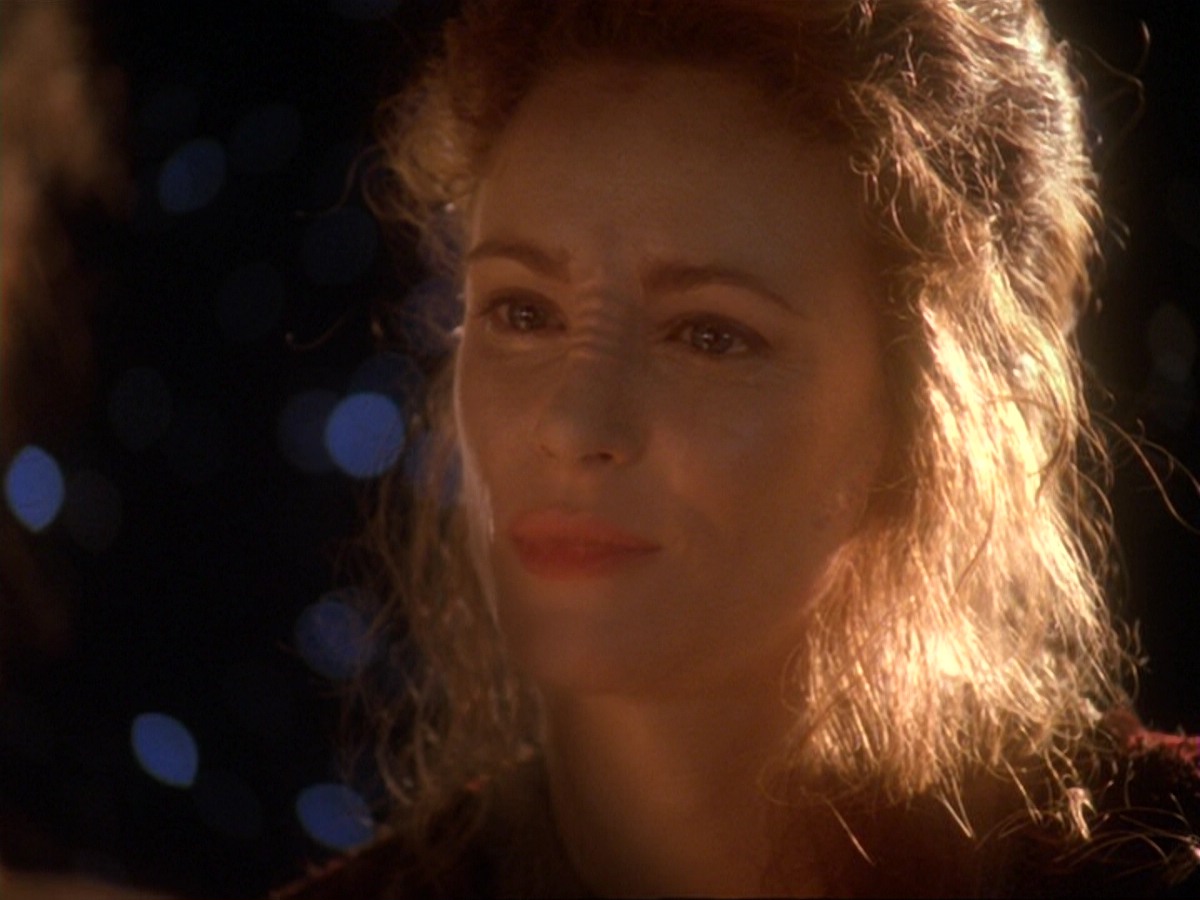 extant_StarTrek_DS9_6x17-WrongsDarkerThanDeathOrNight_2136.jpg