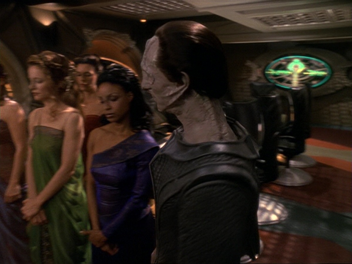 extant_StarTrek_DS9_6x17-WrongsDarkerThanDeathOrNight_2237.jpg