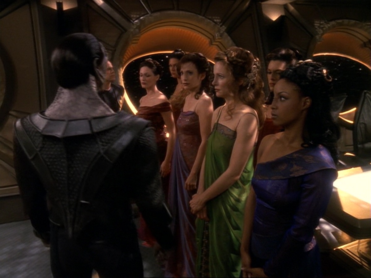 extant_StarTrek_DS9_6x17-WrongsDarkerThanDeathOrNight_2241.jpg