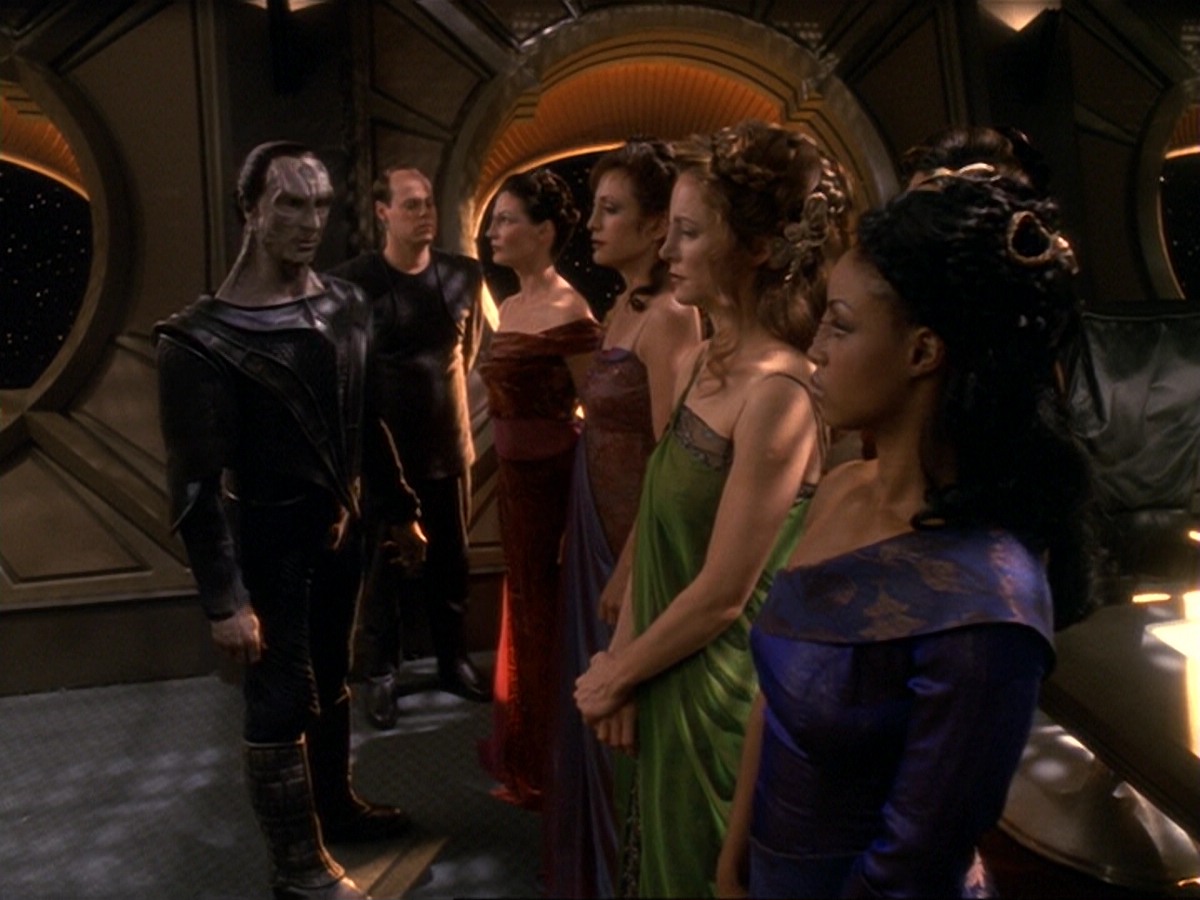 extant_StarTrek_DS9_6x17-WrongsDarkerThanDeathOrNight_2250.jpg