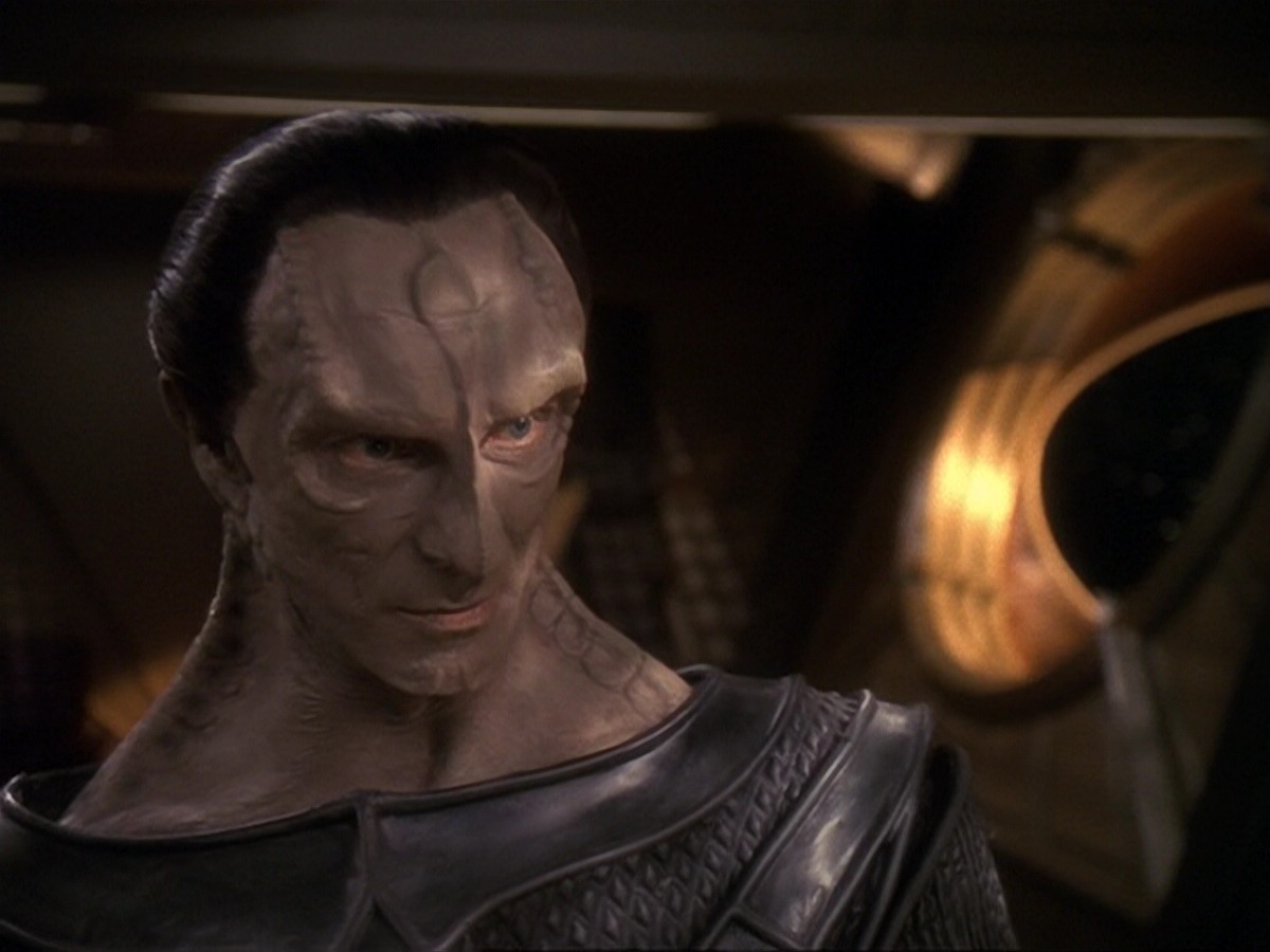extant_StarTrek_DS9_6x17-WrongsDarkerThanDeathOrNight_2266.jpg