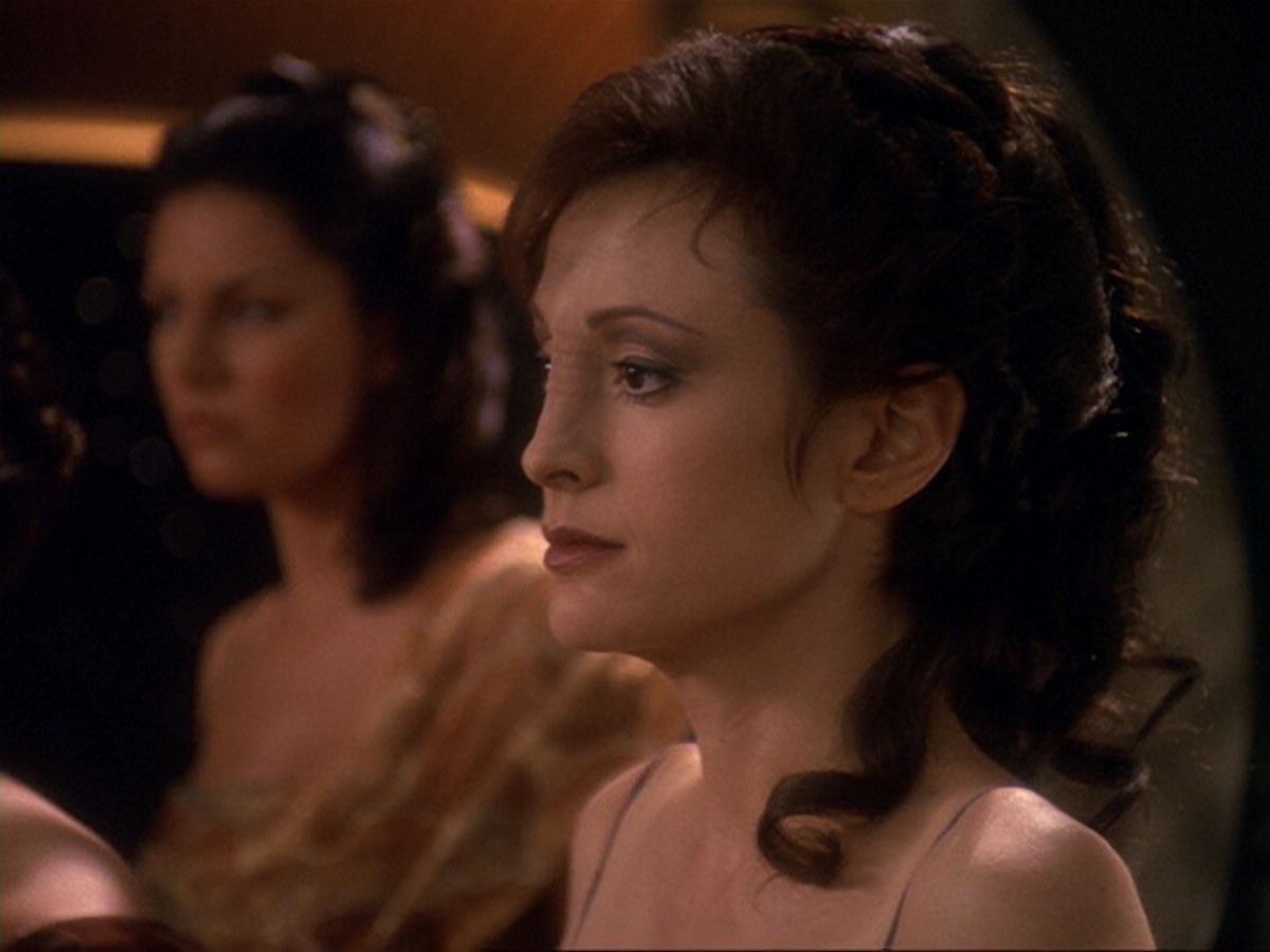 extant_StarTrek_DS9_6x17-WrongsDarkerThanDeathOrNight_2288.jpg