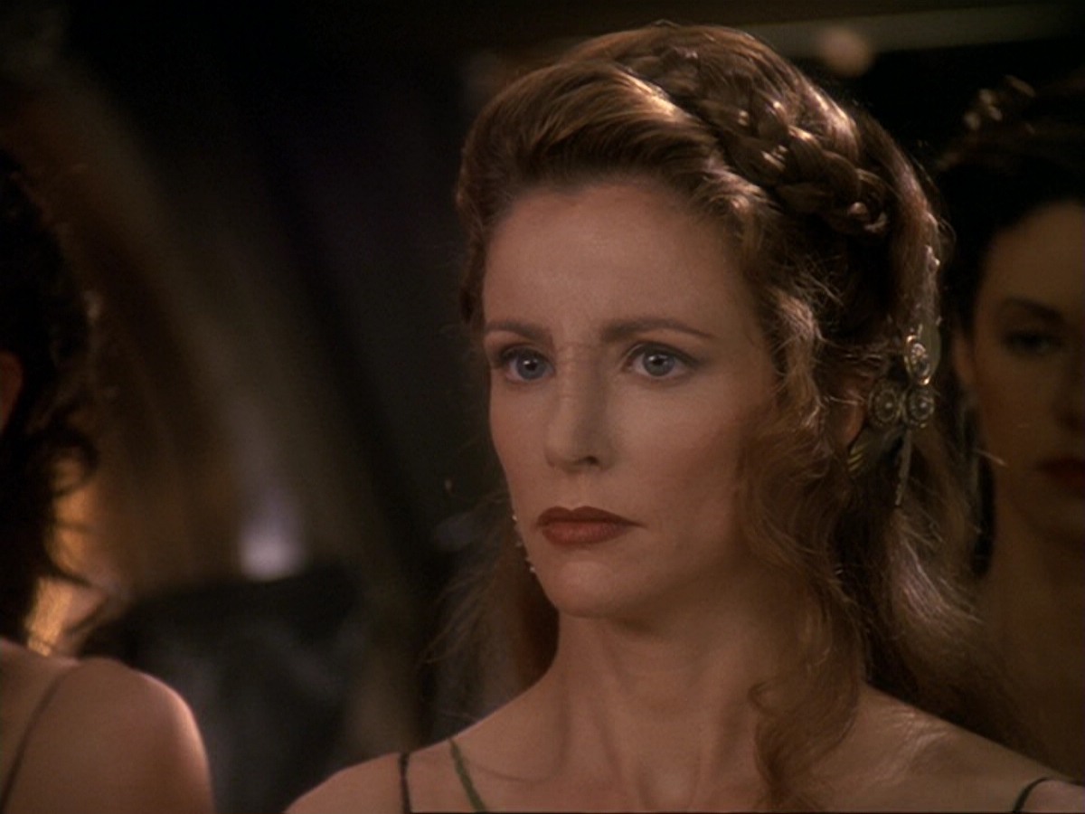extant_StarTrek_DS9_6x17-WrongsDarkerThanDeathOrNight_2294.jpg
