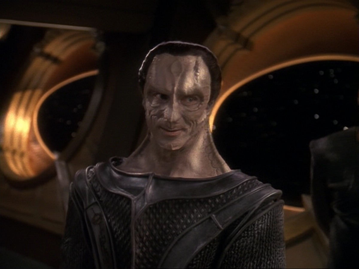 extant_StarTrek_DS9_6x17-WrongsDarkerThanDeathOrNight_2299.jpg