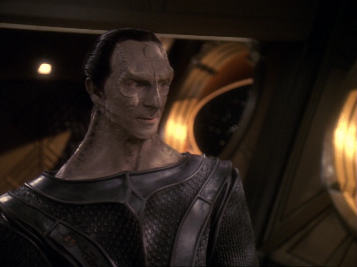 extant_StarTrek_DS9_6x17-WrongsDarkerThanDeathOrNight_2310.jpg