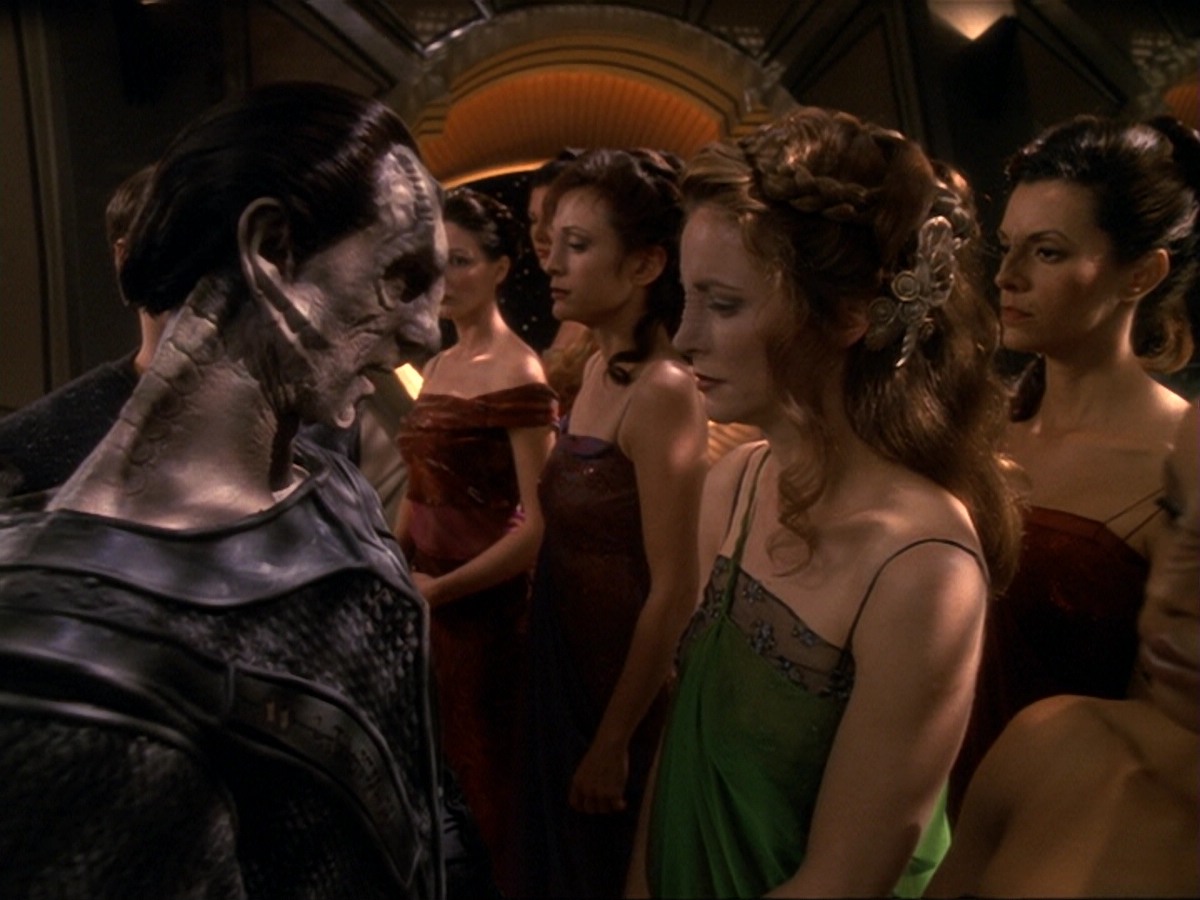 extant_StarTrek_DS9_6x17-WrongsDarkerThanDeathOrNight_2348.jpg
