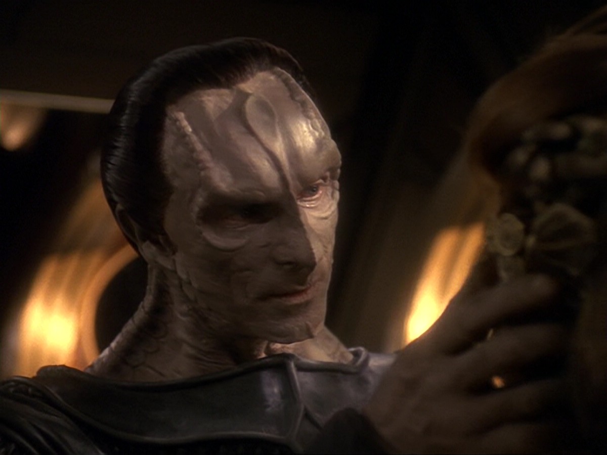 extant_StarTrek_DS9_6x17-WrongsDarkerThanDeathOrNight_2367.jpg