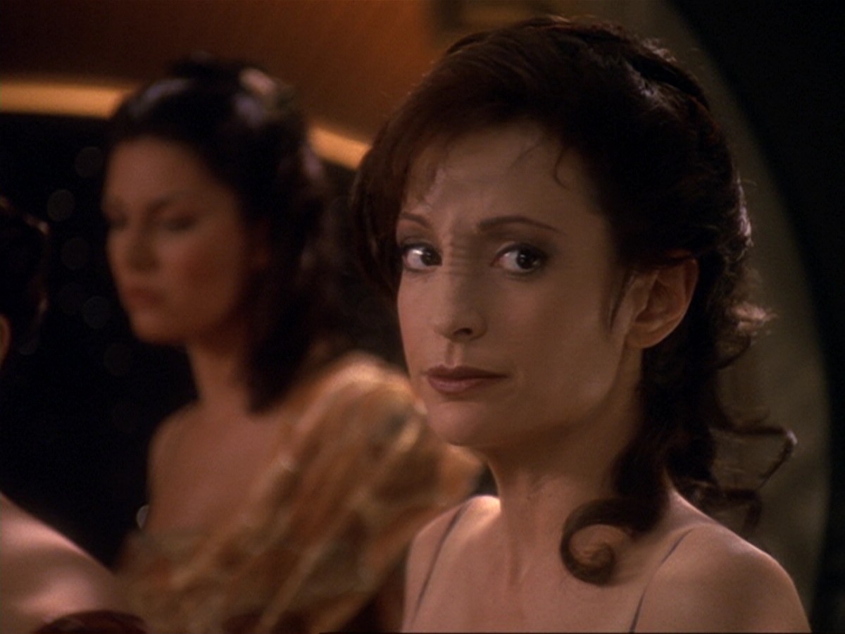 extant_StarTrek_DS9_6x17-WrongsDarkerThanDeathOrNight_2373.jpg