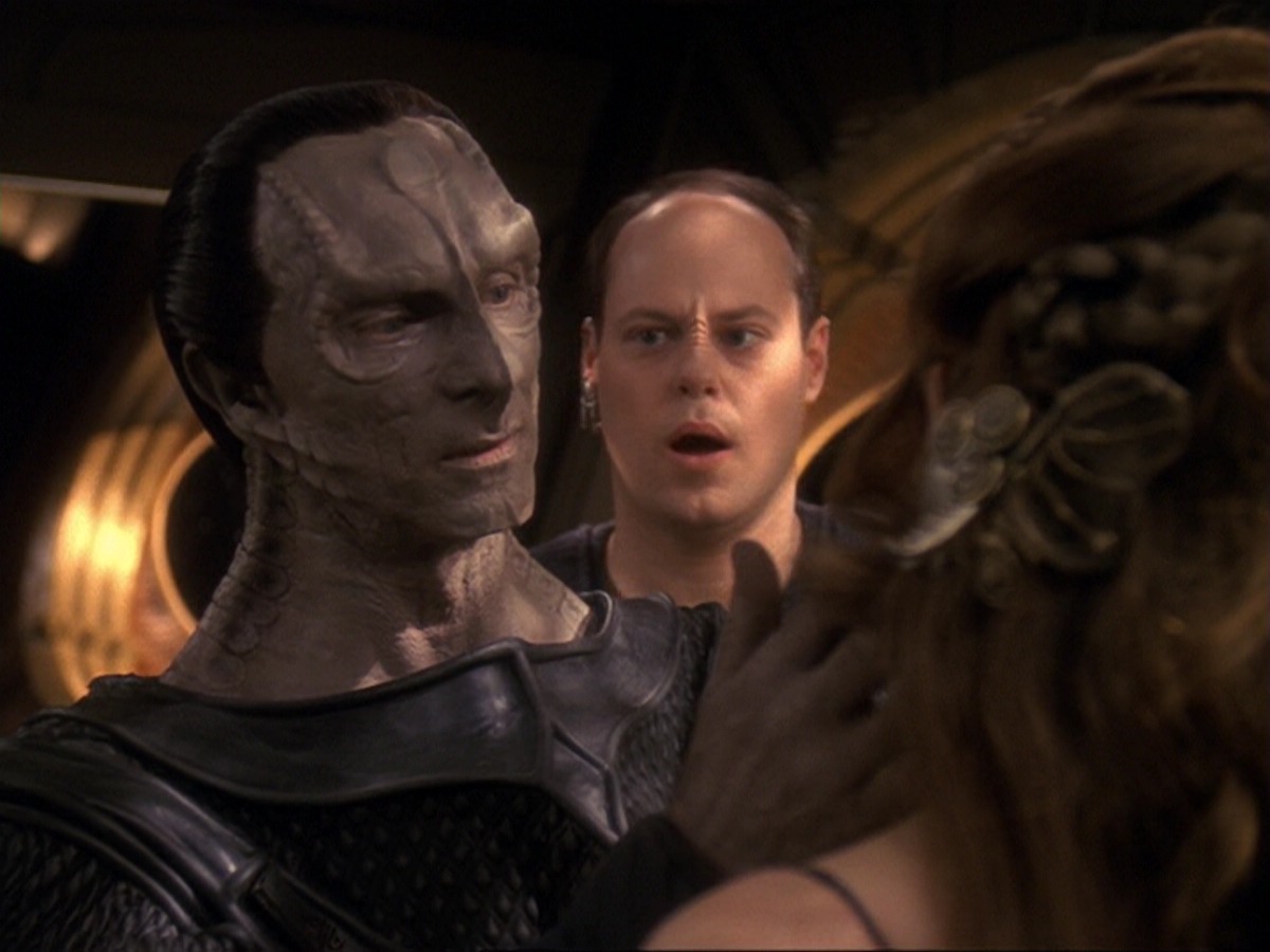 extant_StarTrek_DS9_6x17-WrongsDarkerThanDeathOrNight_2380.jpg