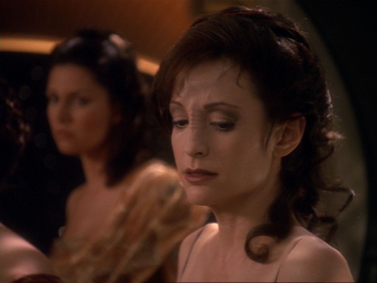 extant_StarTrek_DS9_6x17-WrongsDarkerThanDeathOrNight_2422.jpg