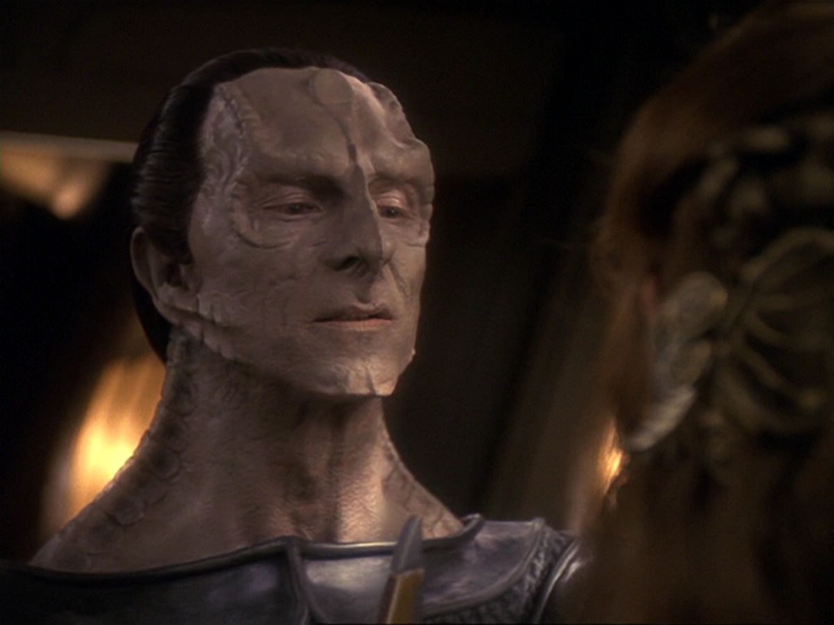 extant_StarTrek_DS9_6x17-WrongsDarkerThanDeathOrNight_2436.jpg