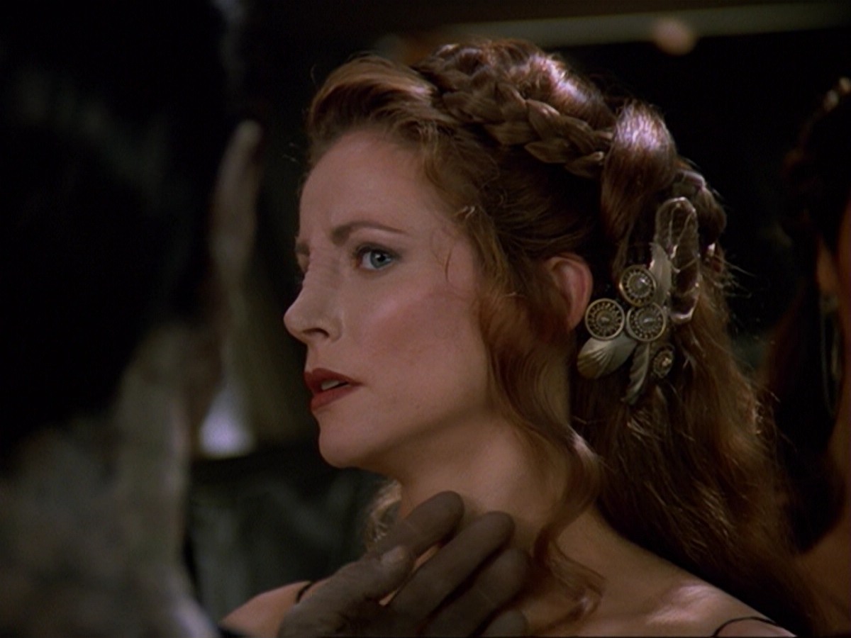 extant_StarTrek_DS9_6x17-WrongsDarkerThanDeathOrNight_2464.jpg