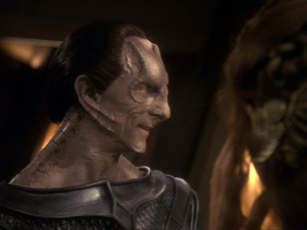 extant_StarTrek_DS9_6x17-WrongsDarkerThanDeathOrNight_2477.jpg