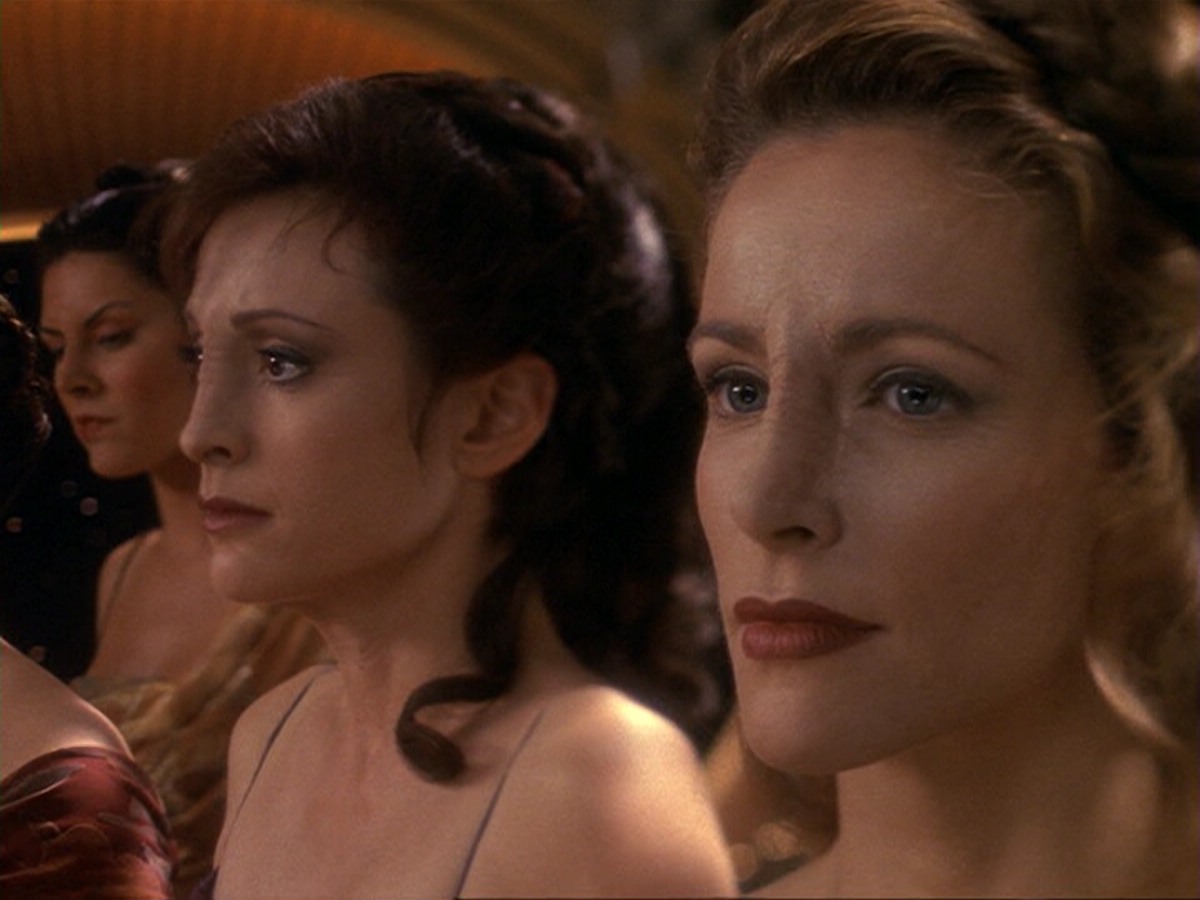 extant_StarTrek_DS9_6x17-WrongsDarkerThanDeathOrNight_2497.jpg