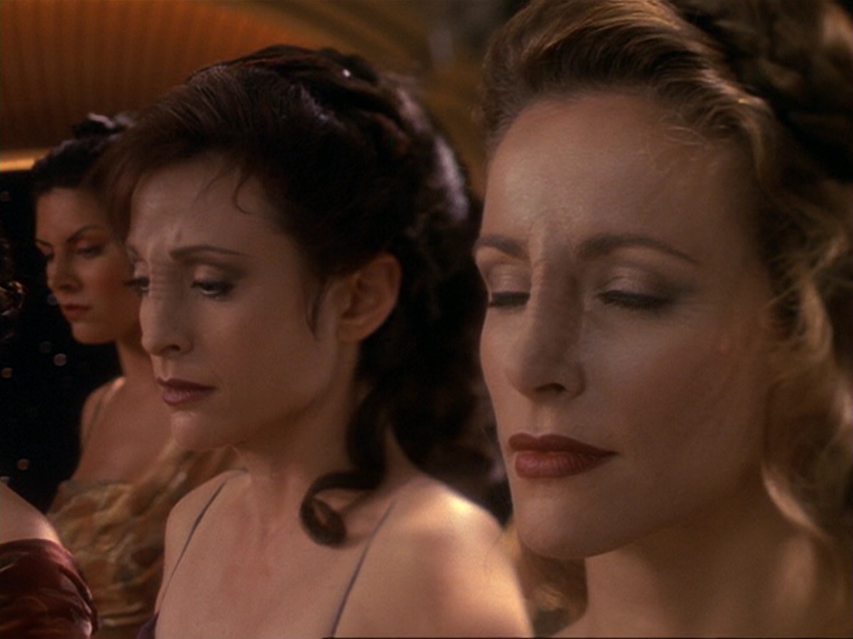 extant_StarTrek_DS9_6x17-WrongsDarkerThanDeathOrNight_2506.jpg