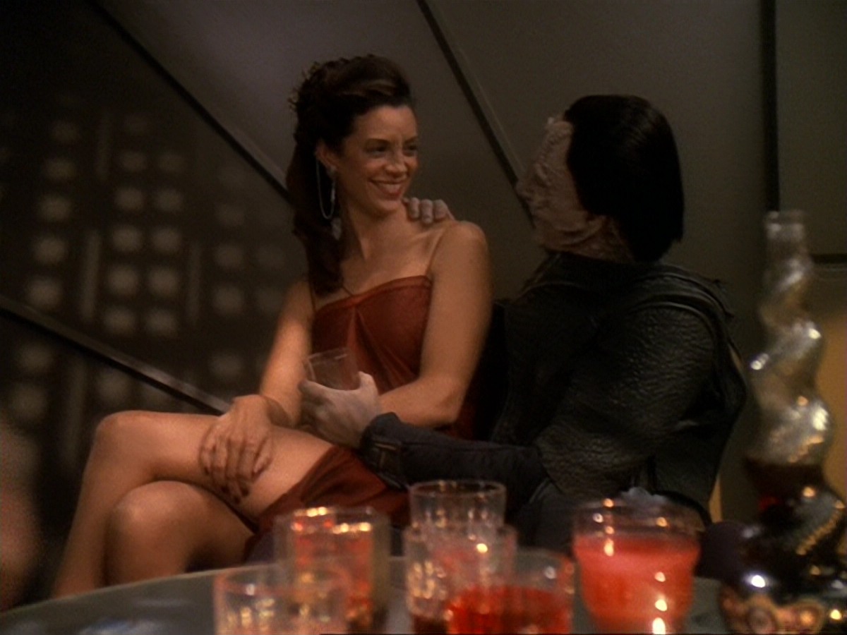 extant_StarTrek_DS9_6x17-WrongsDarkerThanDeathOrNight_2538.jpg
