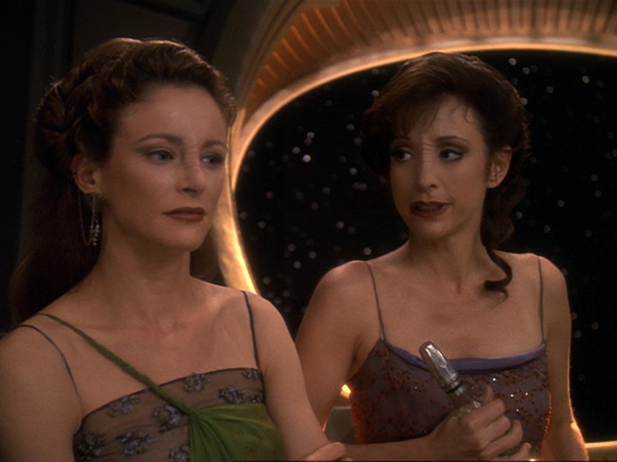 extant_StarTrek_DS9_6x17-WrongsDarkerThanDeathOrNight_2576.jpg