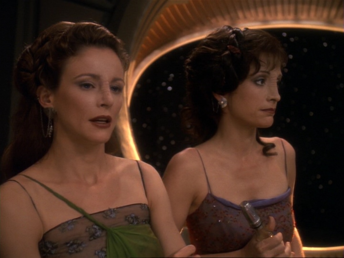 extant_StarTrek_DS9_6x17-WrongsDarkerThanDeathOrNight_2581.jpg