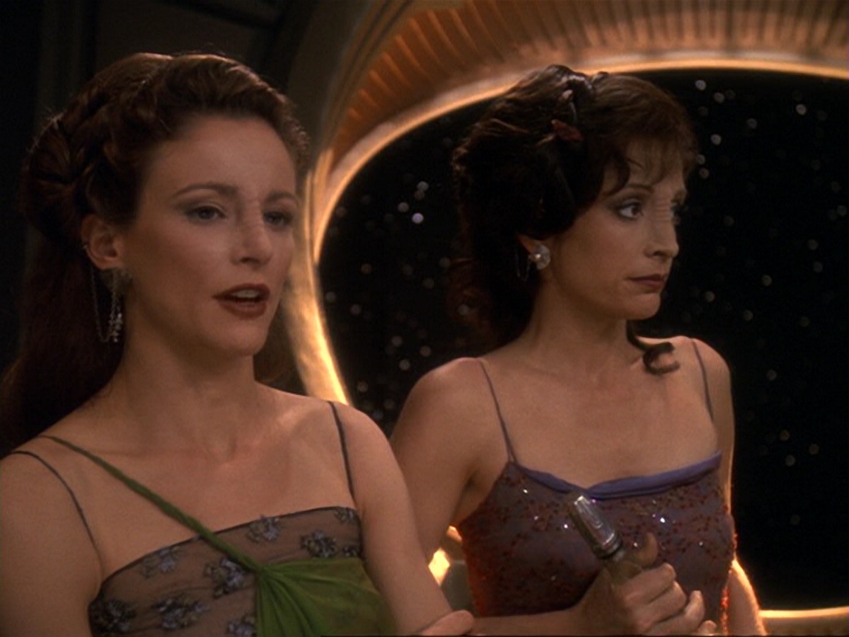 extant_StarTrek_DS9_6x17-WrongsDarkerThanDeathOrNight_2584.jpg