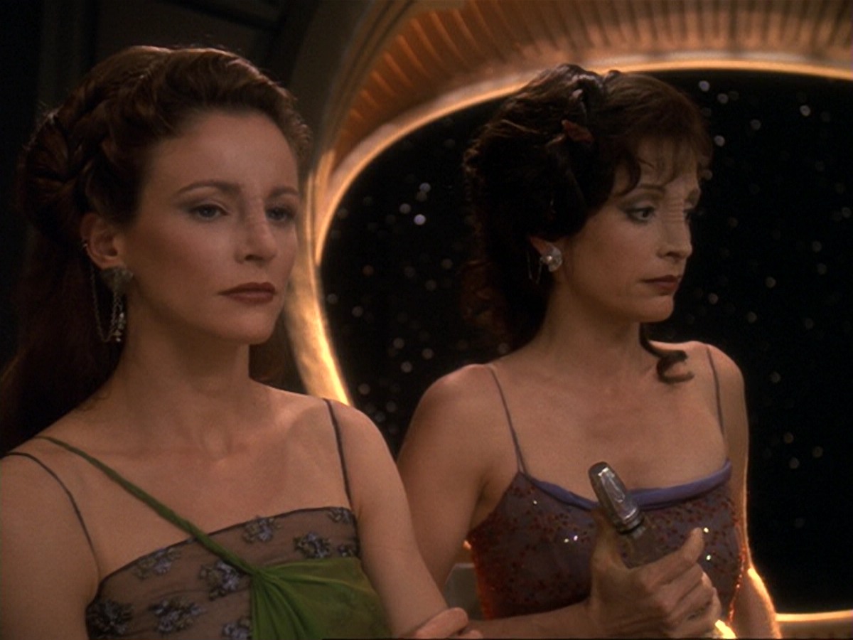 extant_StarTrek_DS9_6x17-WrongsDarkerThanDeathOrNight_2589.jpg