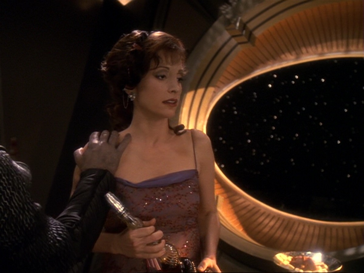 extant_StarTrek_DS9_6x17-WrongsDarkerThanDeathOrNight_2614.jpg