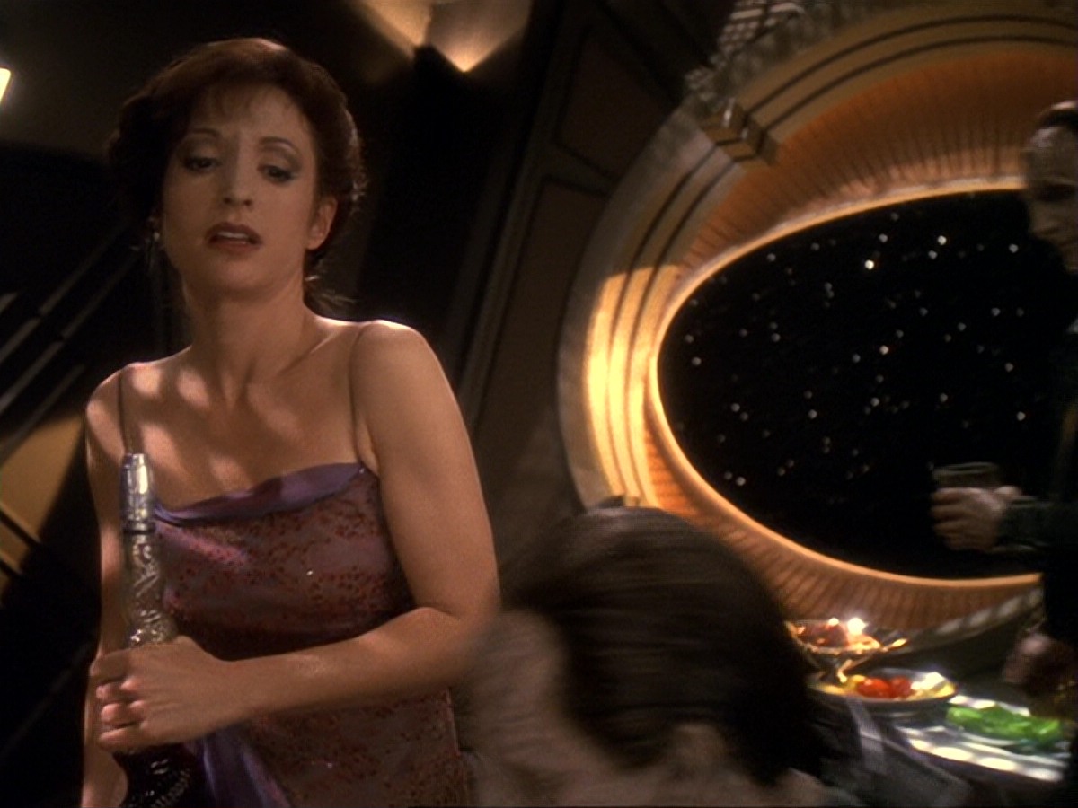 extant_StarTrek_DS9_6x17-WrongsDarkerThanDeathOrNight_2649.jpg
