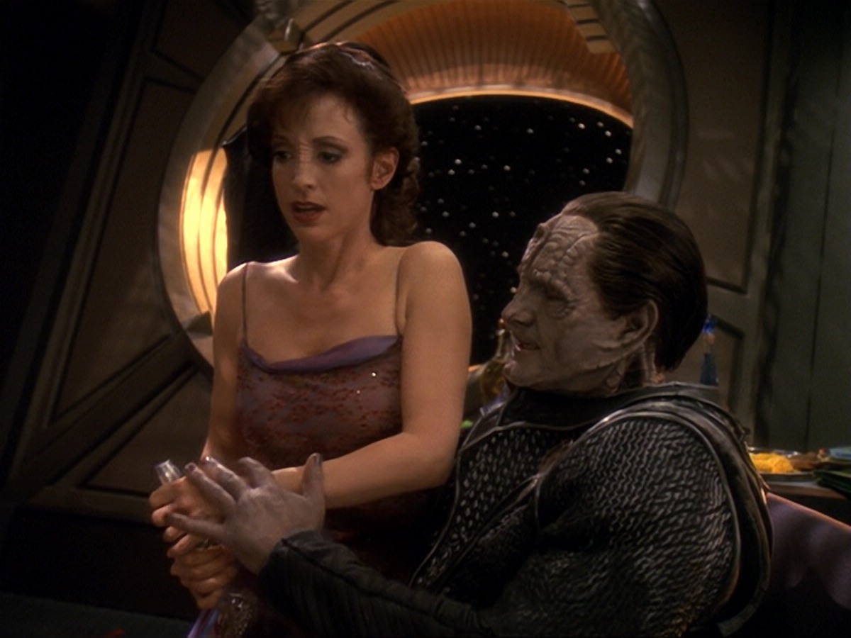 extant_StarTrek_DS9_6x17-WrongsDarkerThanDeathOrNight_2666.jpg