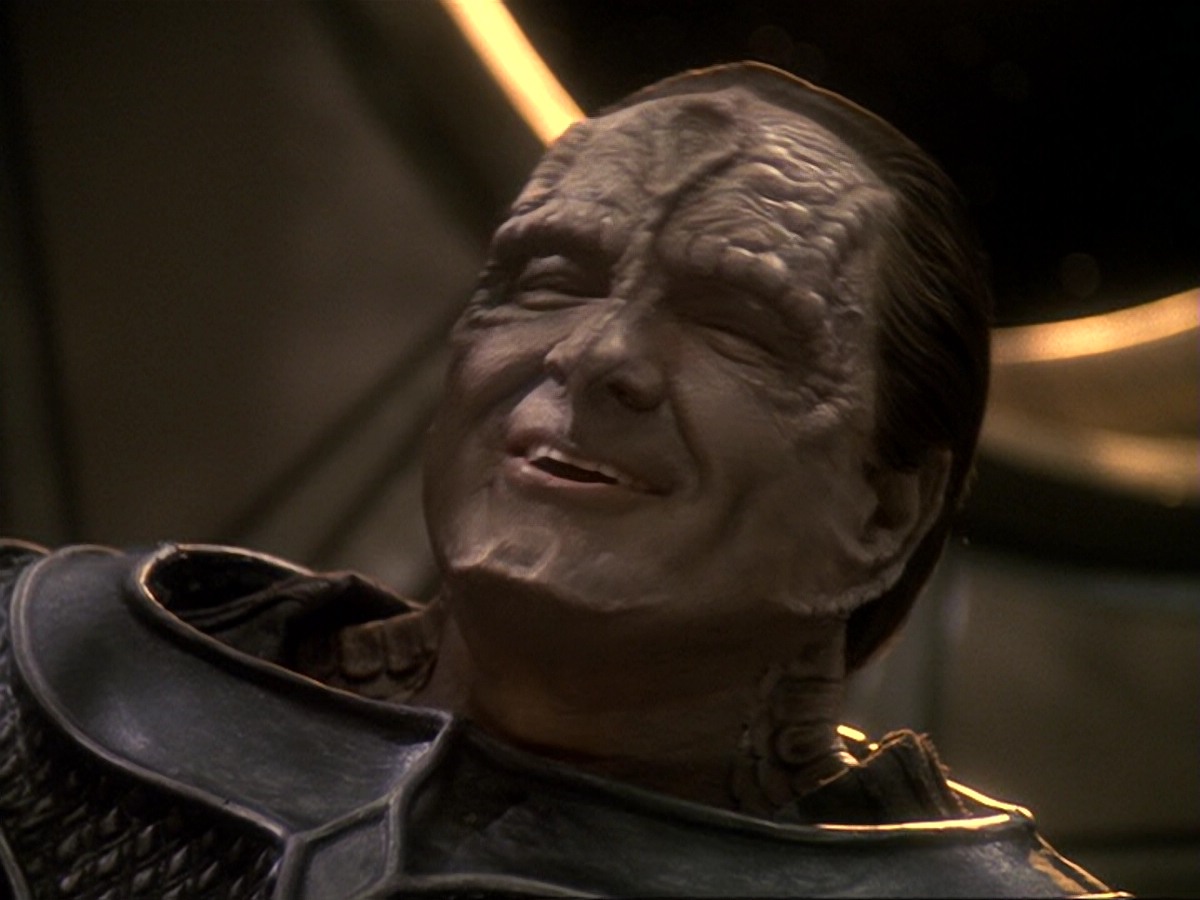extant_StarTrek_DS9_6x17-WrongsDarkerThanDeathOrNight_2690.jpg