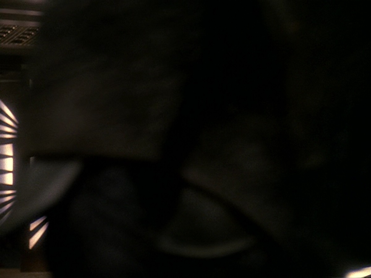 extant_StarTrek_DS9_6x17-WrongsDarkerThanDeathOrNight_2739.jpg