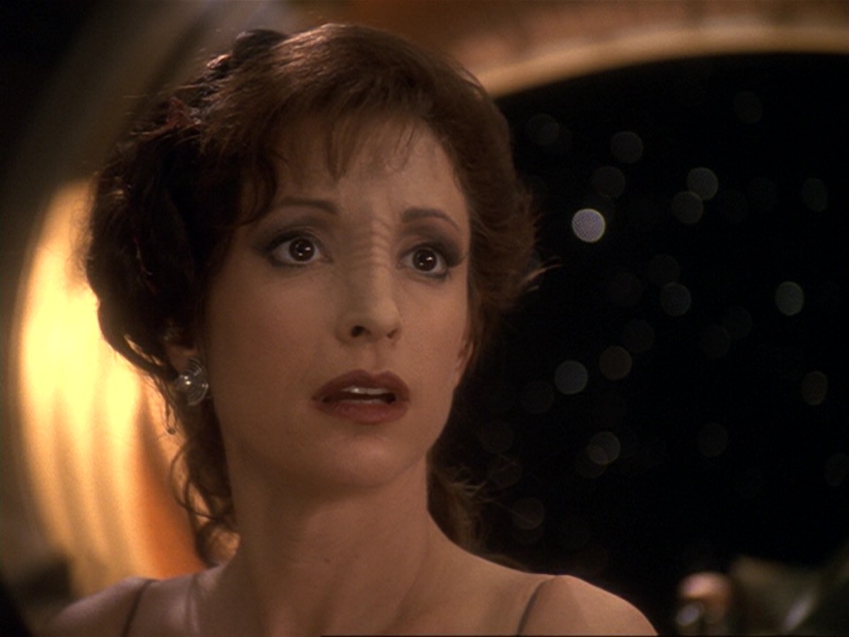 extant_StarTrek_DS9_6x17-WrongsDarkerThanDeathOrNight_2780.jpg