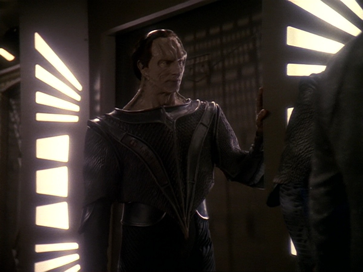 extant_StarTrek_DS9_6x17-WrongsDarkerThanDeathOrNight_2816.jpg