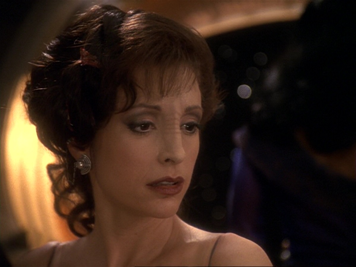 extant_StarTrek_DS9_6x17-WrongsDarkerThanDeathOrNight_2820.jpg