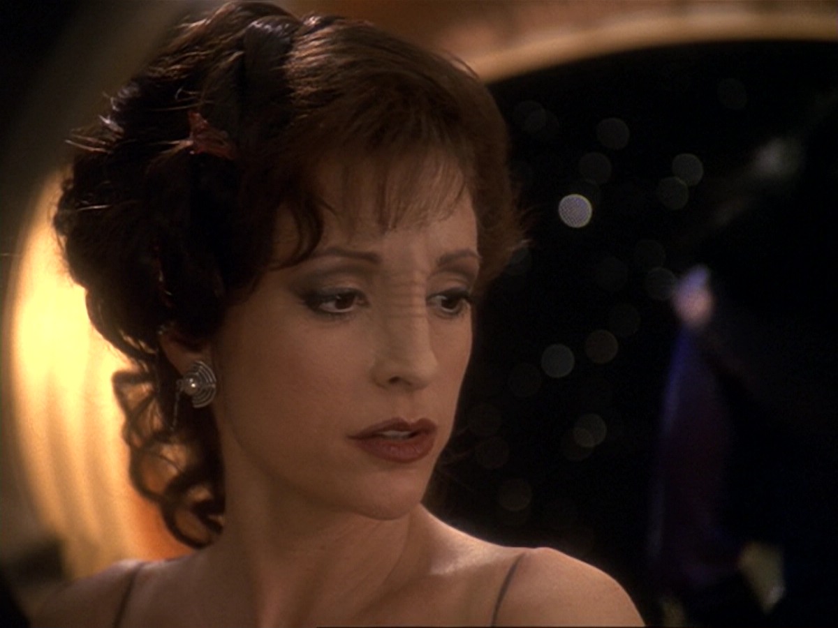 extant_StarTrek_DS9_6x17-WrongsDarkerThanDeathOrNight_2821.jpg