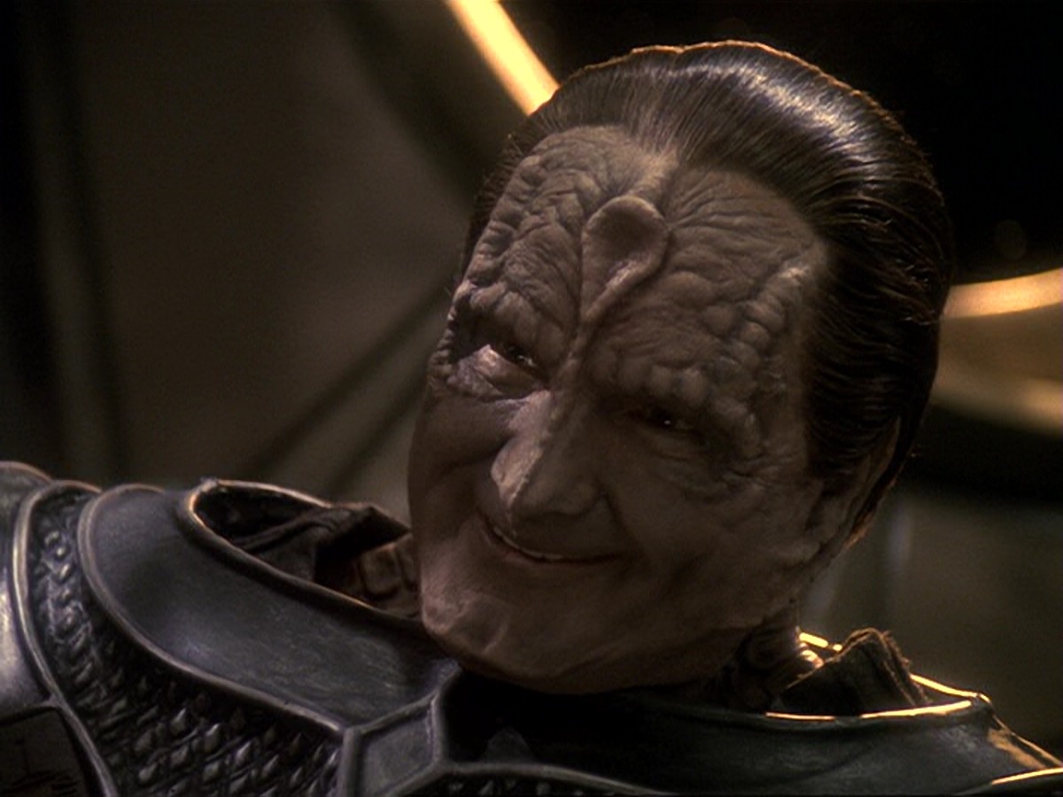 extant_StarTrek_DS9_6x17-WrongsDarkerThanDeathOrNight_2862.jpg