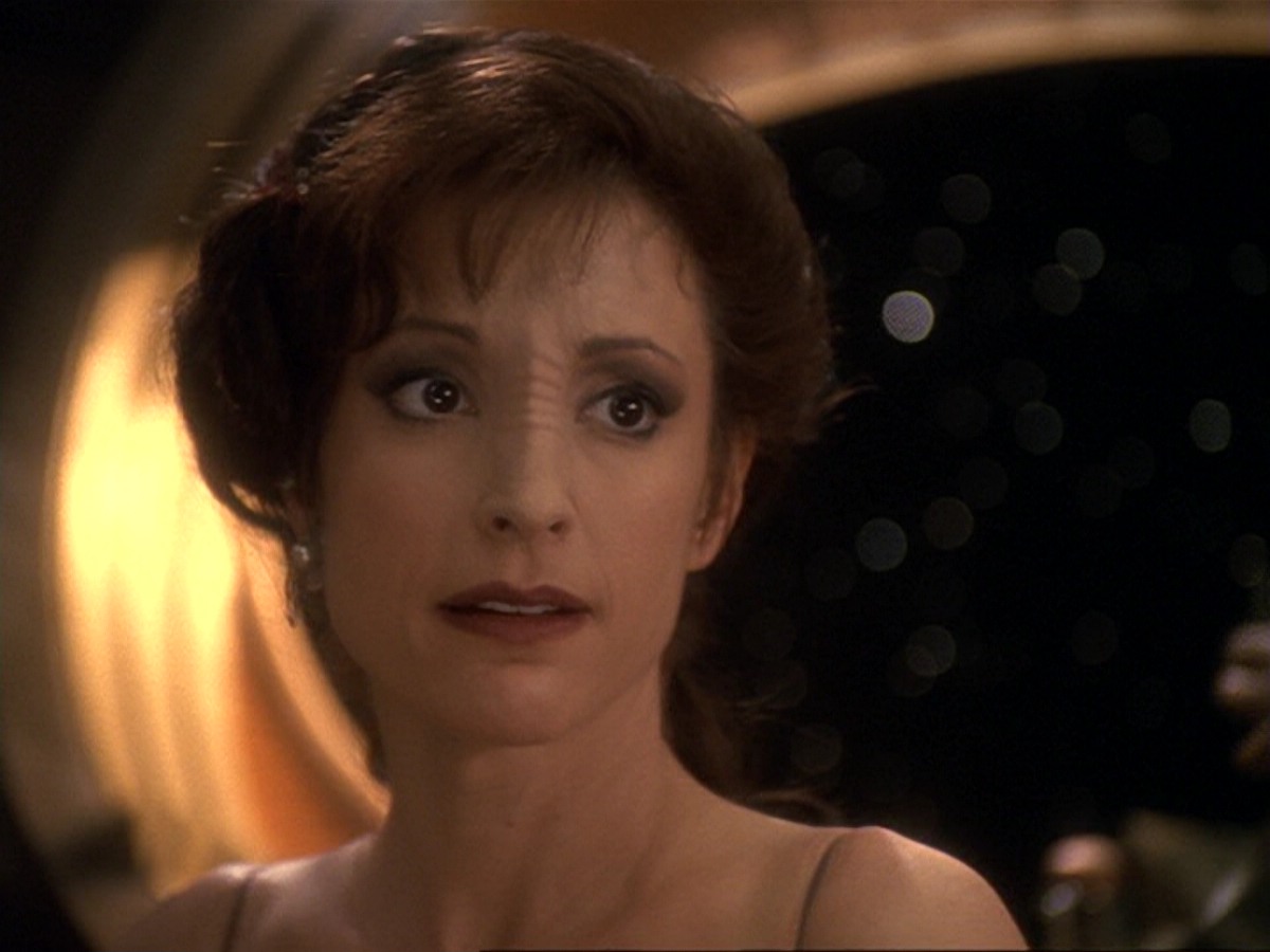 extant_StarTrek_DS9_6x17-WrongsDarkerThanDeathOrNight_2877.jpg