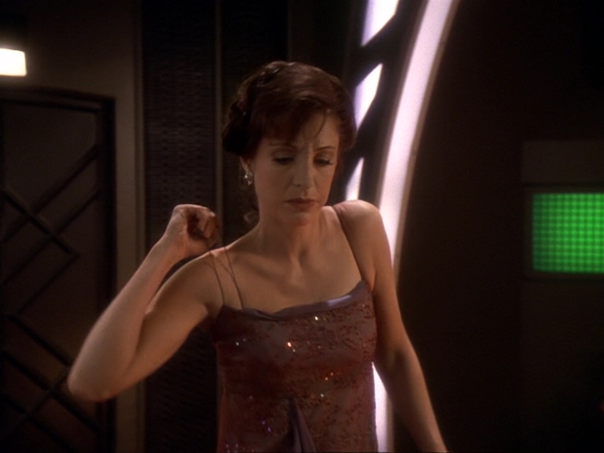 extant_StarTrek_DS9_6x17-WrongsDarkerThanDeathOrNight_2983.jpg