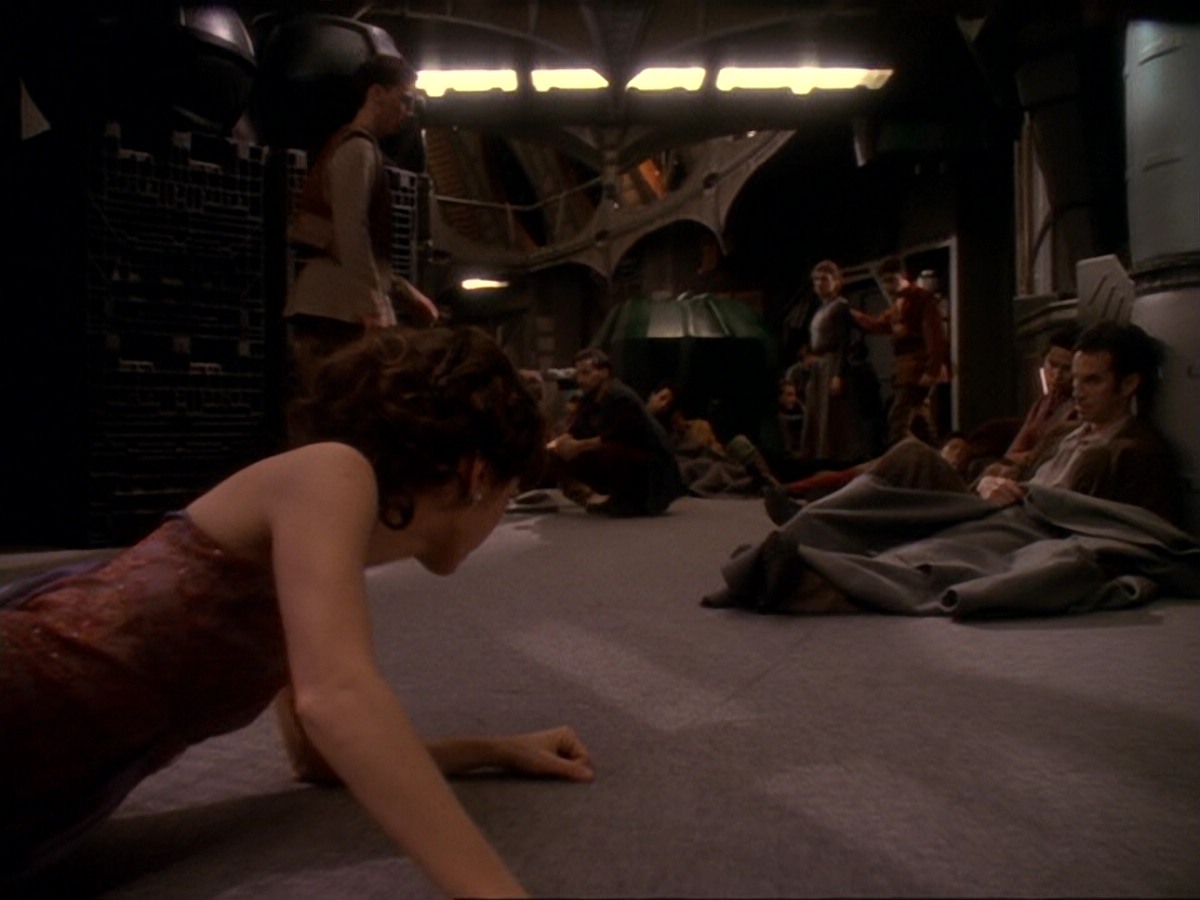 extant_StarTrek_DS9_6x17-WrongsDarkerThanDeathOrNight_3081.jpg