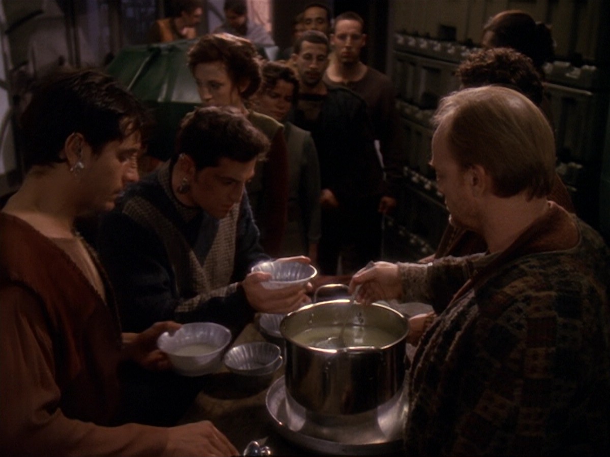 extant_StarTrek_DS9_6x17-WrongsDarkerThanDeathOrNight_3116.jpg