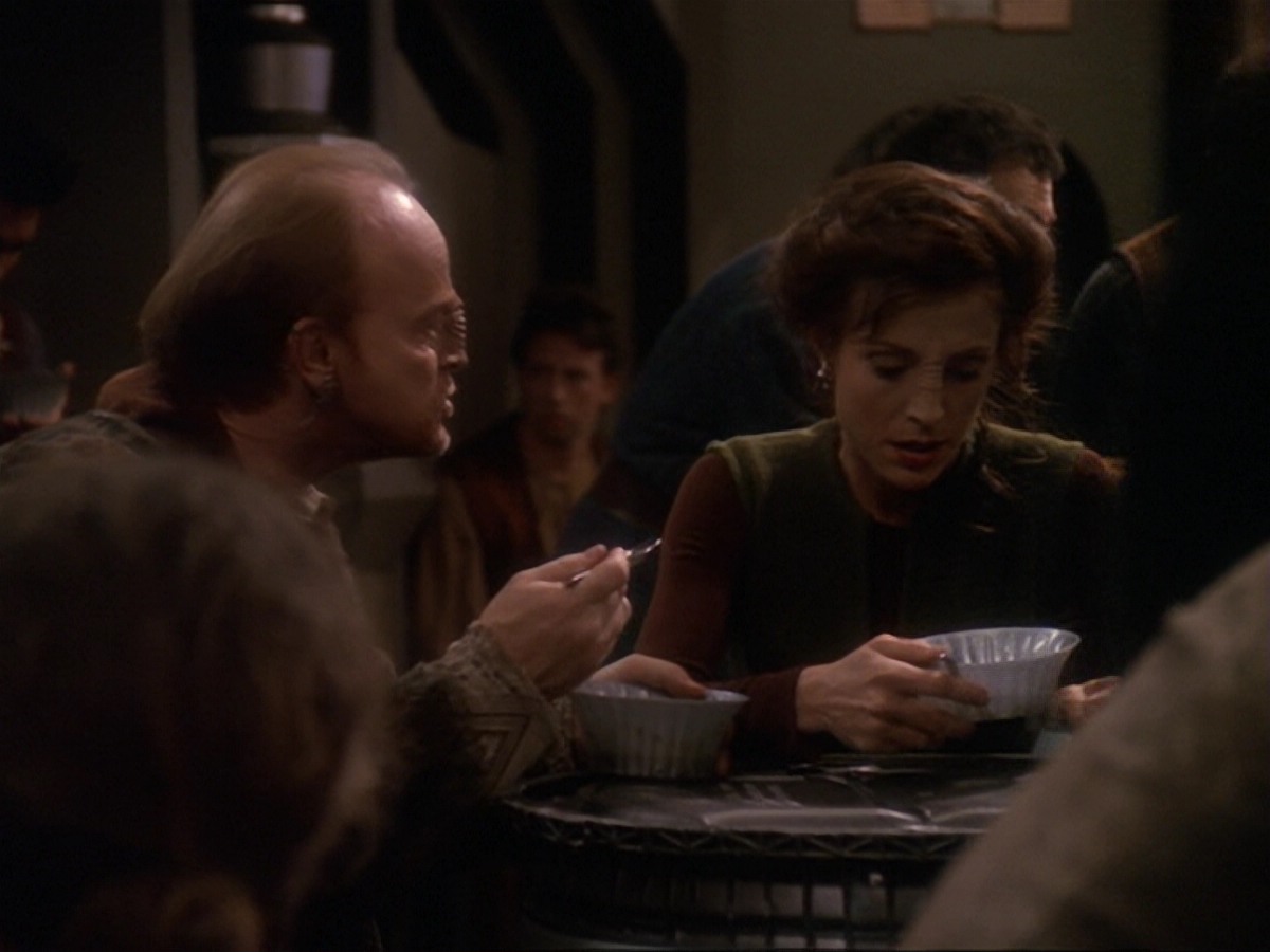 extant_StarTrek_DS9_6x17-WrongsDarkerThanDeathOrNight_3187.jpg