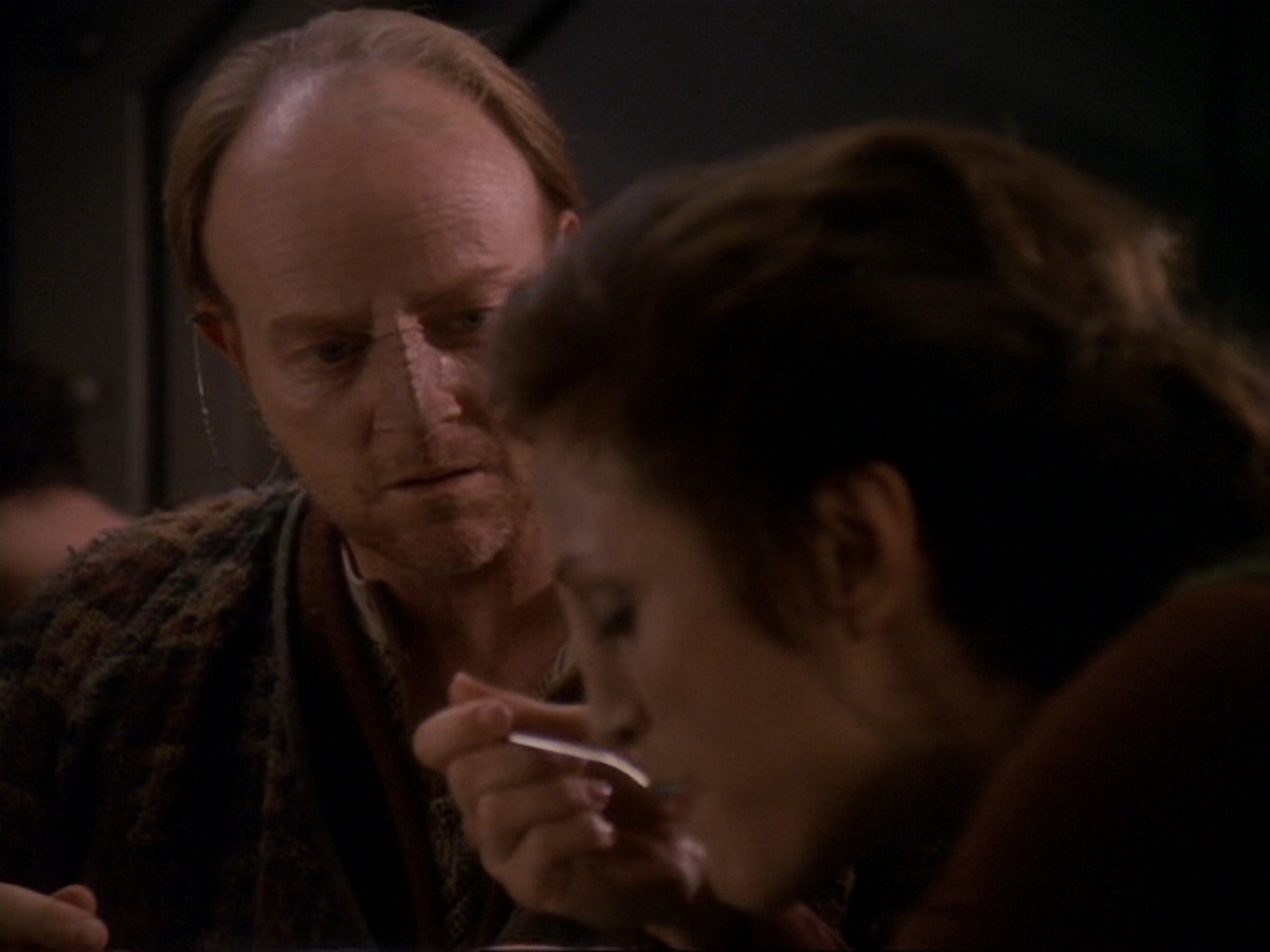 extant_StarTrek_DS9_6x17-WrongsDarkerThanDeathOrNight_3269.jpg