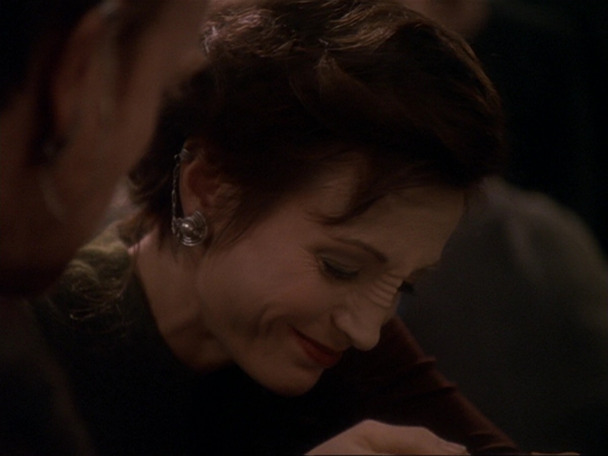 extant_StarTrek_DS9_6x17-WrongsDarkerThanDeathOrNight_3273.jpg