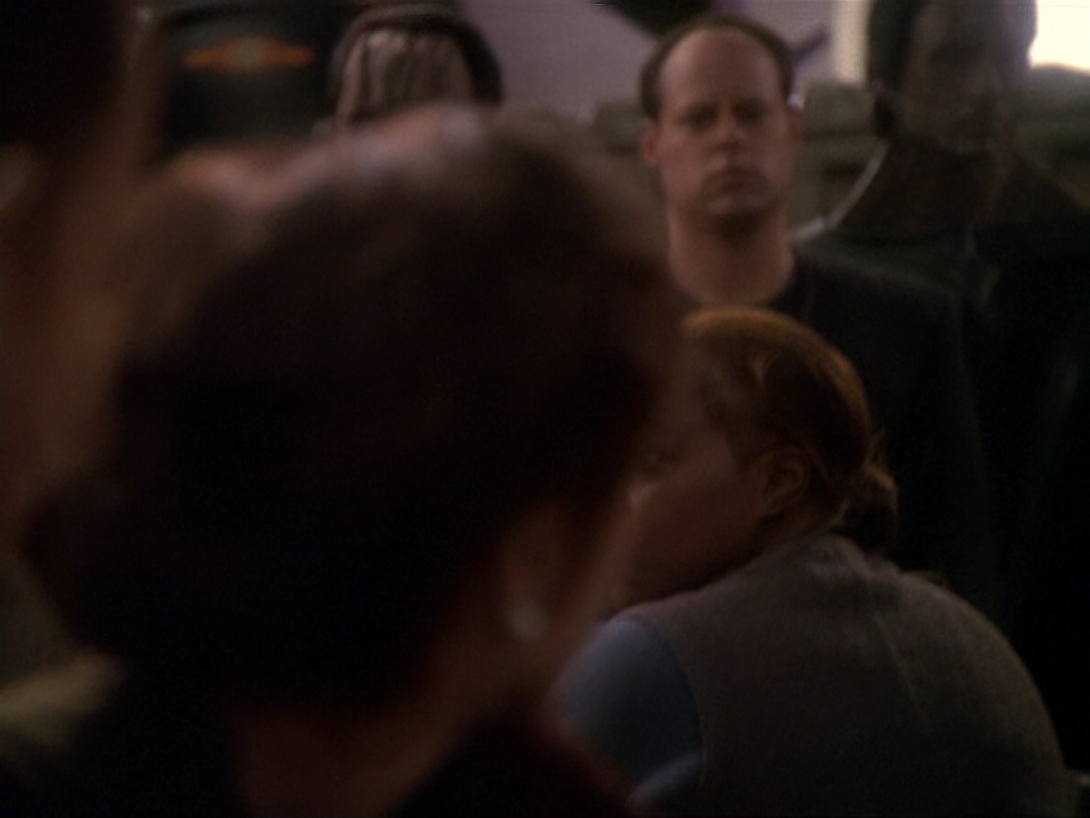 extant_StarTrek_DS9_6x17-WrongsDarkerThanDeathOrNight_3277.jpg