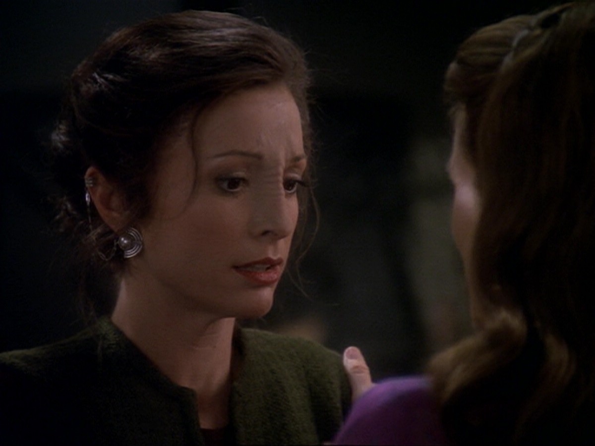 extant_StarTrek_DS9_6x17-WrongsDarkerThanDeathOrNight_3365.jpg