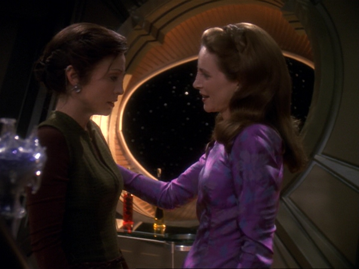 extant_StarTrek_DS9_6x17-WrongsDarkerThanDeathOrNight_3369.jpg