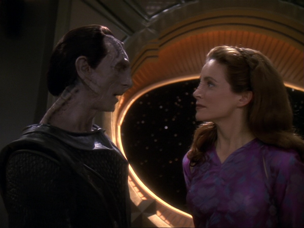 extant_StarTrek_DS9_6x17-WrongsDarkerThanDeathOrNight_3482.jpg
