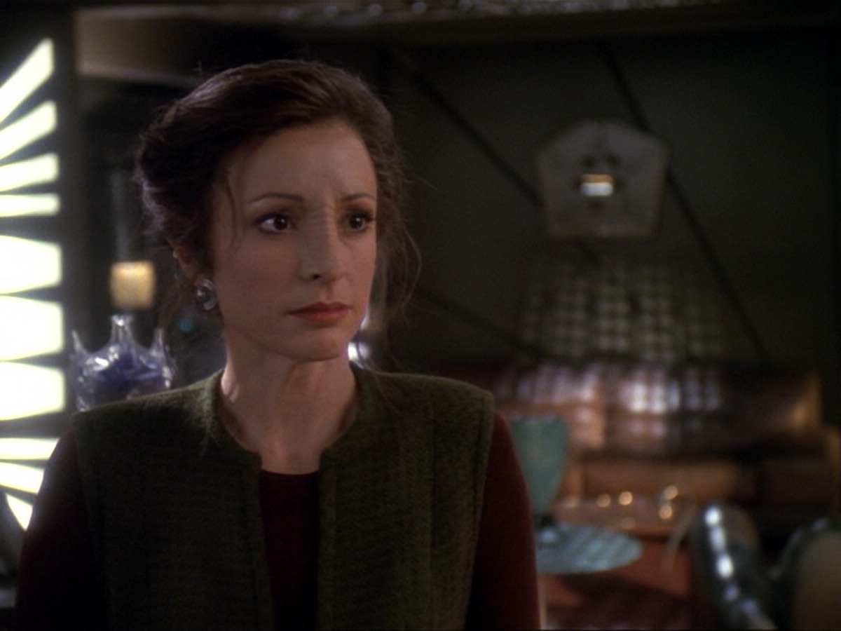 extant_StarTrek_DS9_6x17-WrongsDarkerThanDeathOrNight_3490.jpg