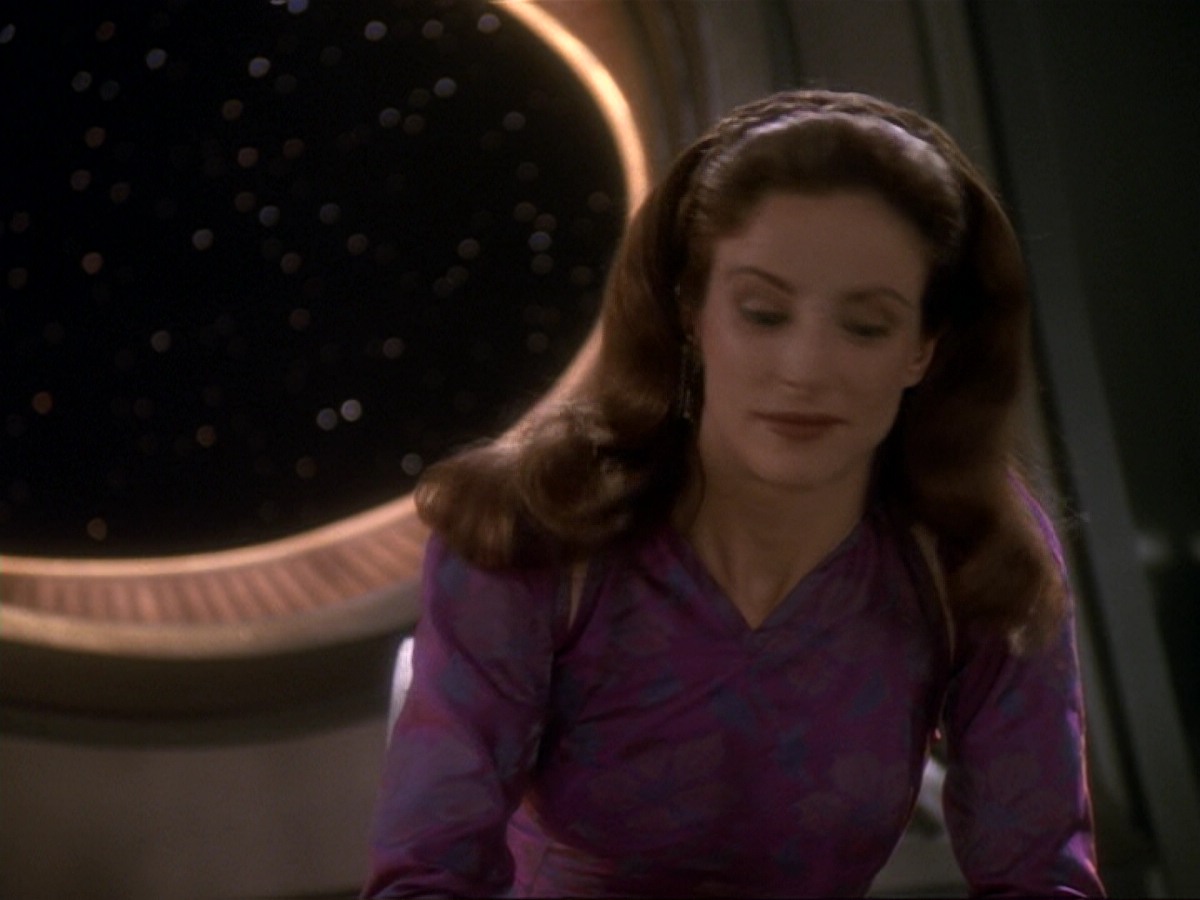 extant_StarTrek_DS9_6x17-WrongsDarkerThanDeathOrNight_3530.jpg