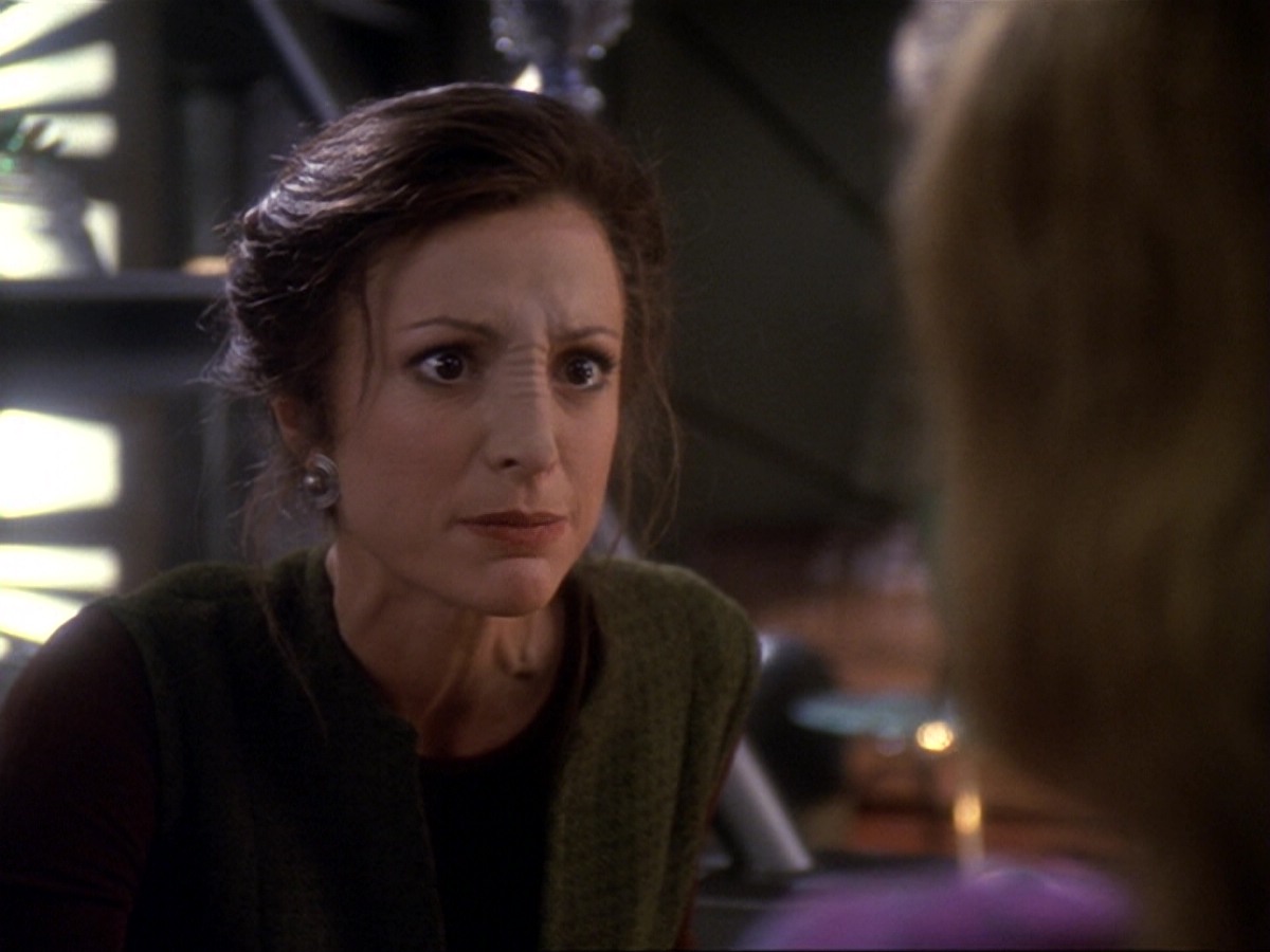 extant_StarTrek_DS9_6x17-WrongsDarkerThanDeathOrNight_3553.jpg
